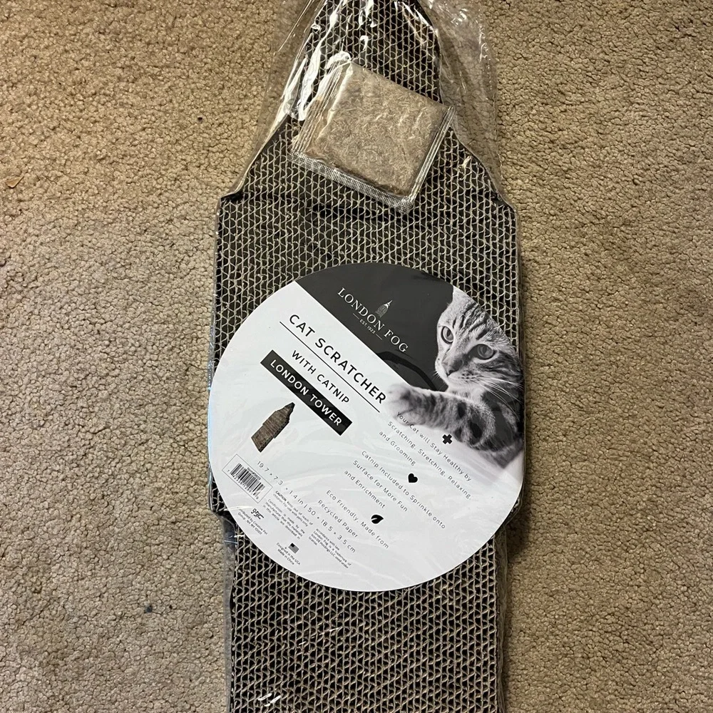 London Tower/Big Ben (officially Elizabeth Tower) Cat Scratcher with Catnip